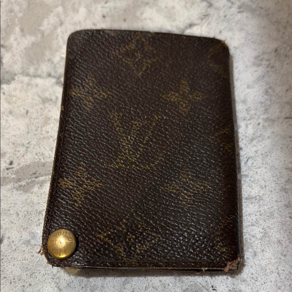Vintage Louis Vuitton Monogram Card Holder - Picture 10 of 11
